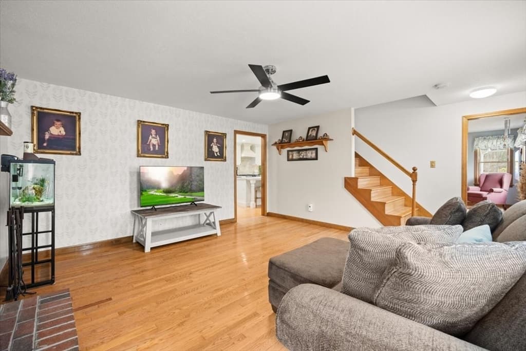 Single Family Residence at 34 Windsor Way, Mashpee MA 02649, Mashpee, photo 20 of 39