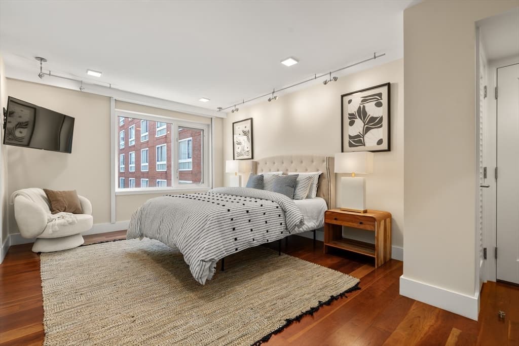 Condominium at 975 Memorial Drive # 406, Cambridge MA 02138, Cambridge, photo 25 of 39