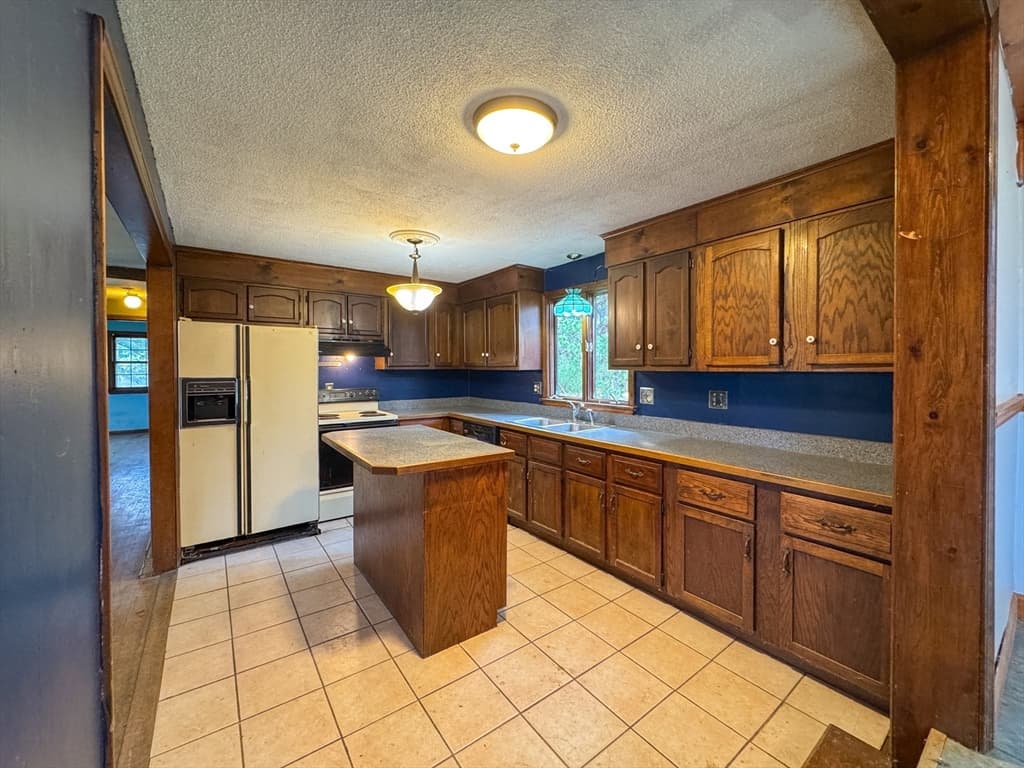 60 White Fox Rd, Agawam MA 01030 photo 22