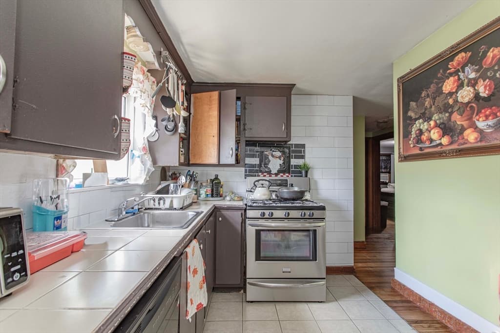 3 Family at 244 Washington Street, Norwood MA 02062, Norwood, photo 2 of 23