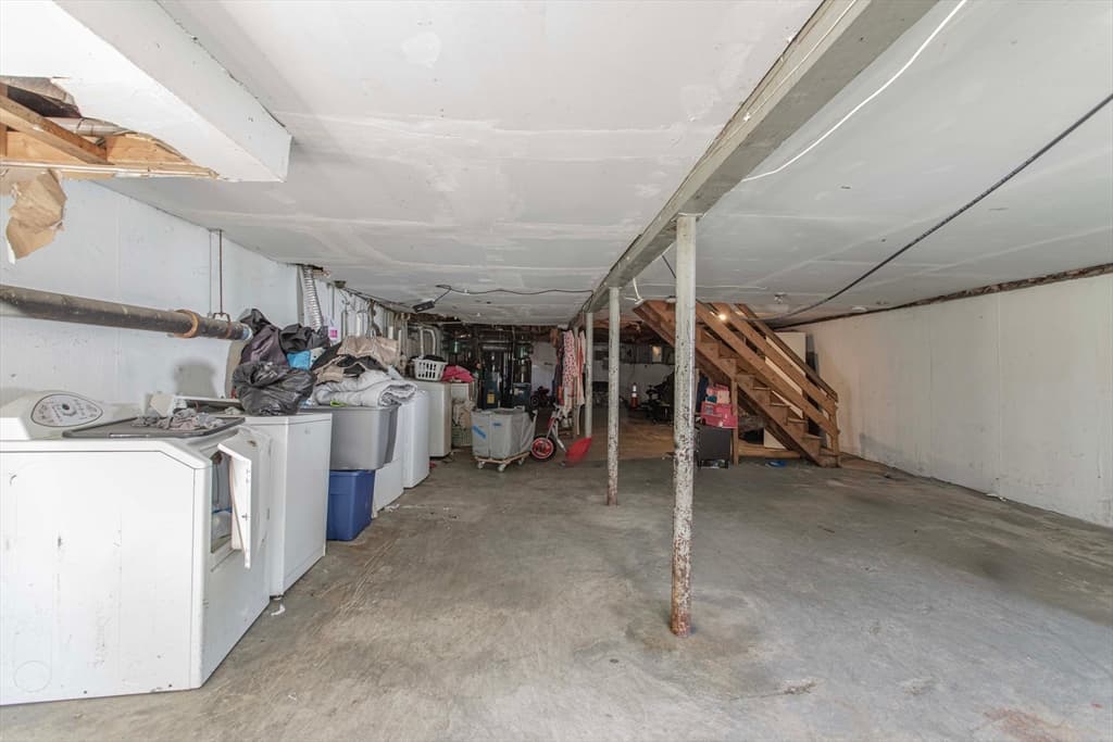 3 Family at 244 Washington Street, Norwood MA 02062, Norwood, photo 18 of 23
