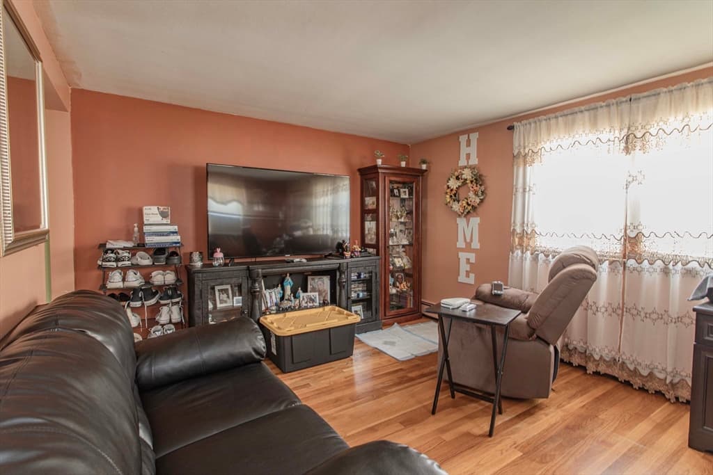 3 Family at 244 Washington Street, Norwood MA 02062, Norwood, photo 4 of 23