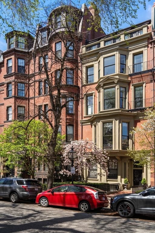 Condominium at 183 Commonwealth Avenue, Boston MA 02116, photo 18 of 18