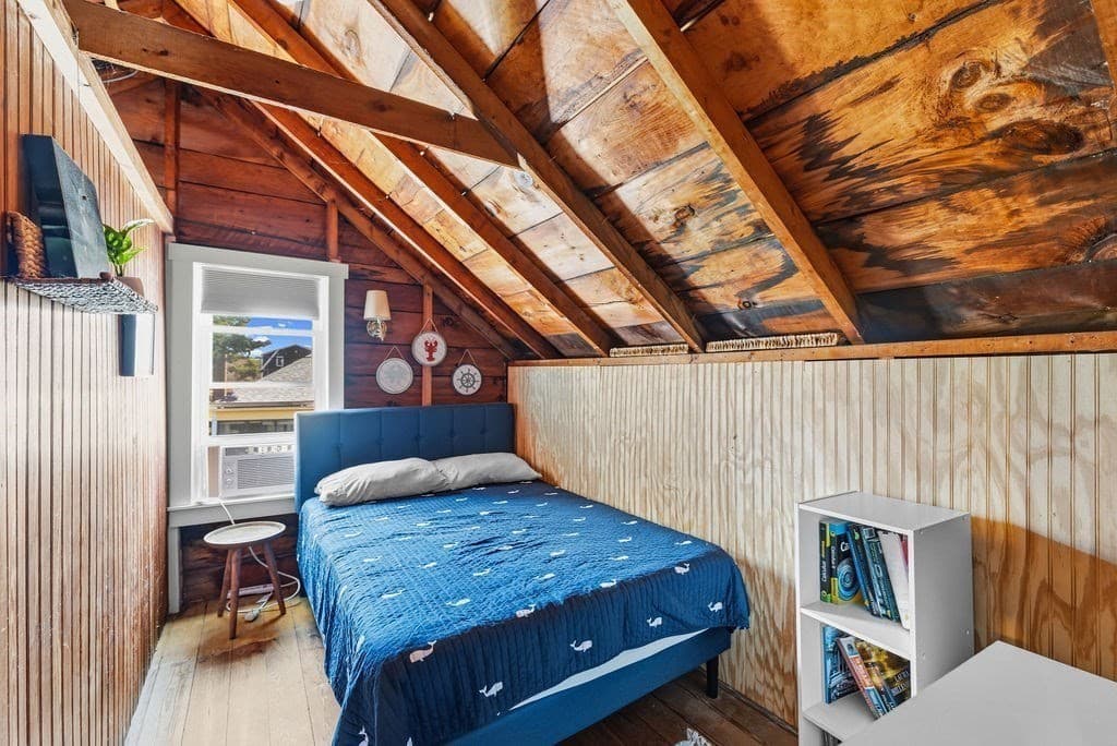 Single Family Residence at 17 Island St, Mattapoisett MA 02739, Mattapoisett, photo 20 of 29