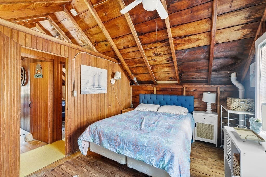 Single Family Residence at 17 Island St, Mattapoisett MA 02739, Mattapoisett, photo 18 of 29