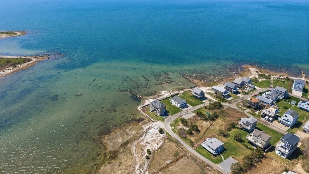 Single Family Residence at 17 Island St, Mattapoisett MA 02739, Mattapoisett, photo 25 of 29
