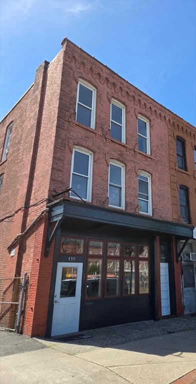 435-455 State Street, Springfield MA 01105