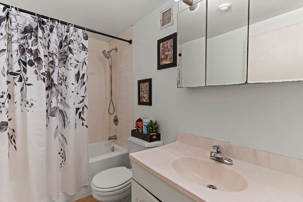 175 Quincy Shore Dr # B66, Quincy MA 02171 photo 19