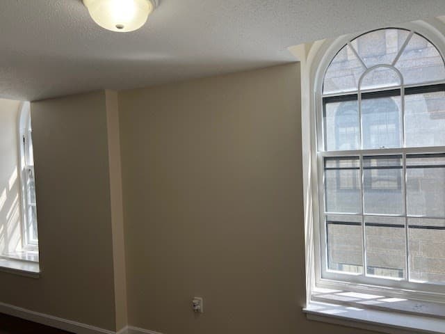 Condominium at 201 Thorndike Street # 27, Lowell MA 01852, photo 4 of 37