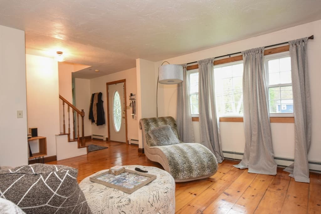 Single Family Residence at 325 River Street, Halifax MA 02338, Halifax, photo 10 of 41