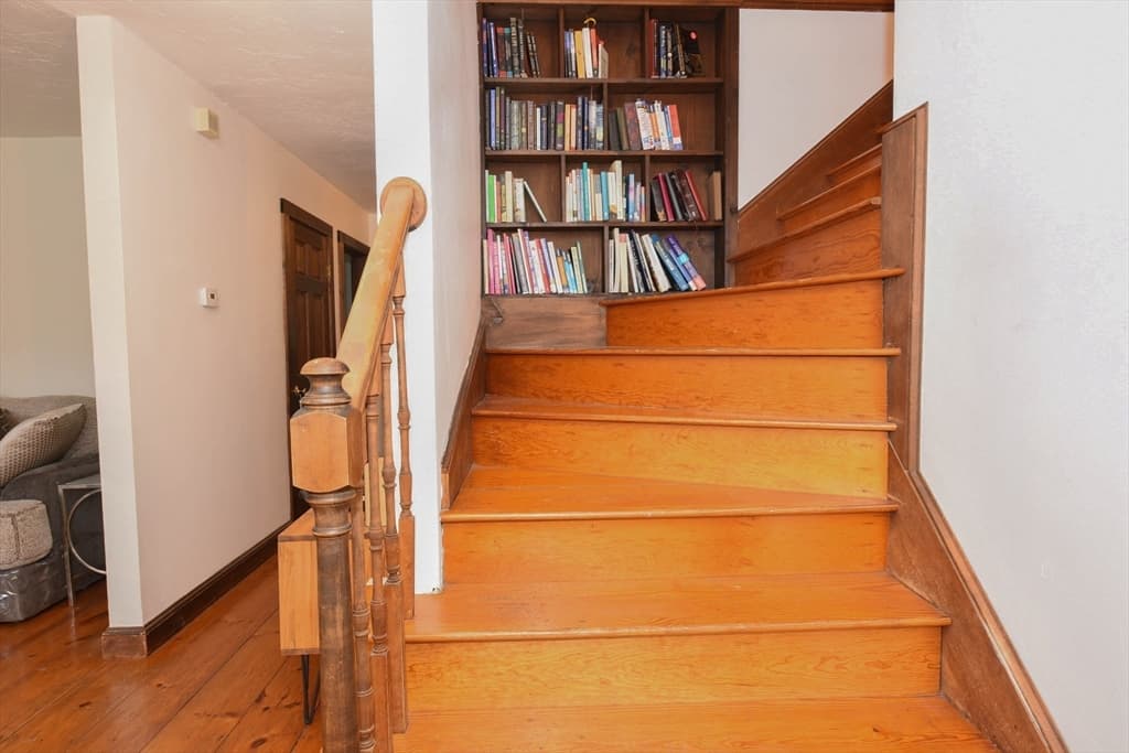 Single Family Residence at 325 River Street, Halifax MA 02338, Halifax, photo 15 of 41