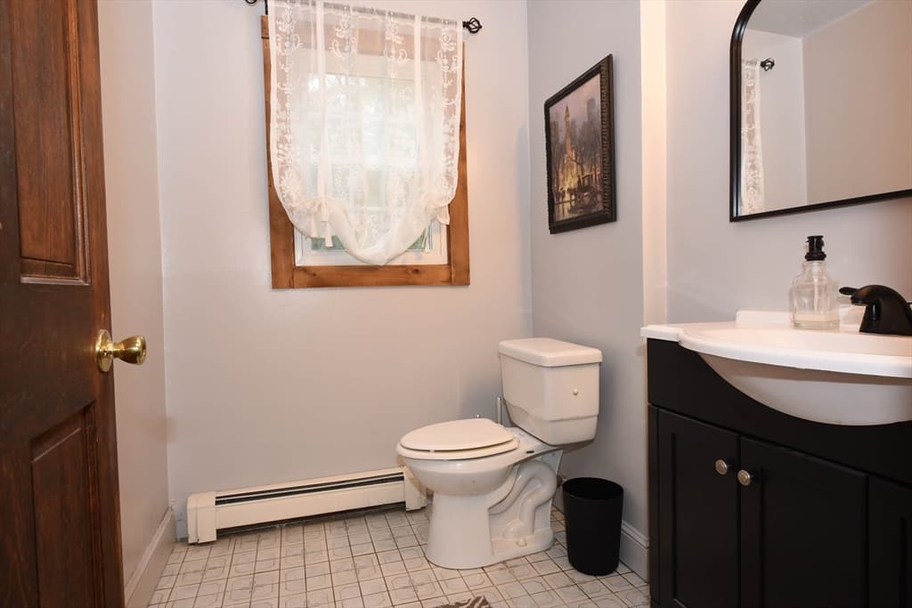 Single Family Residence at 325 River Street, Halifax MA 02338, Halifax, photo 11 of 41