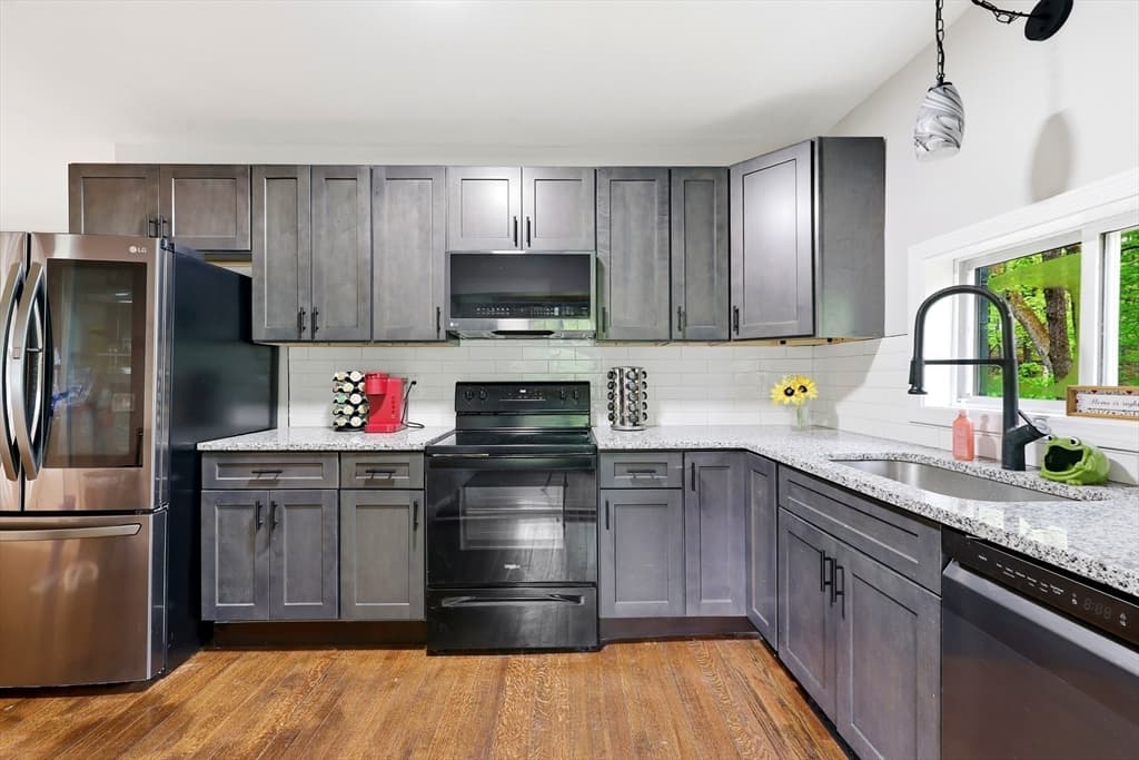 Single Family Residence at 64 S Cottage Rd, Holland MA 01521, photo 6 of 34