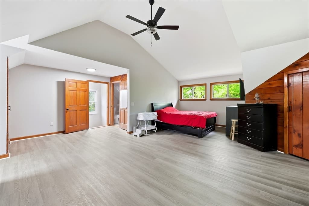 Single Family Residence at 64 S Cottage Rd, Holland MA 01521, photo 22 of 34