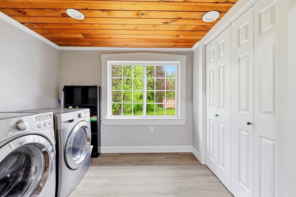 Single Family Residence at 64 S Cottage Rd, Holland MA 01521, photo 11 of 34