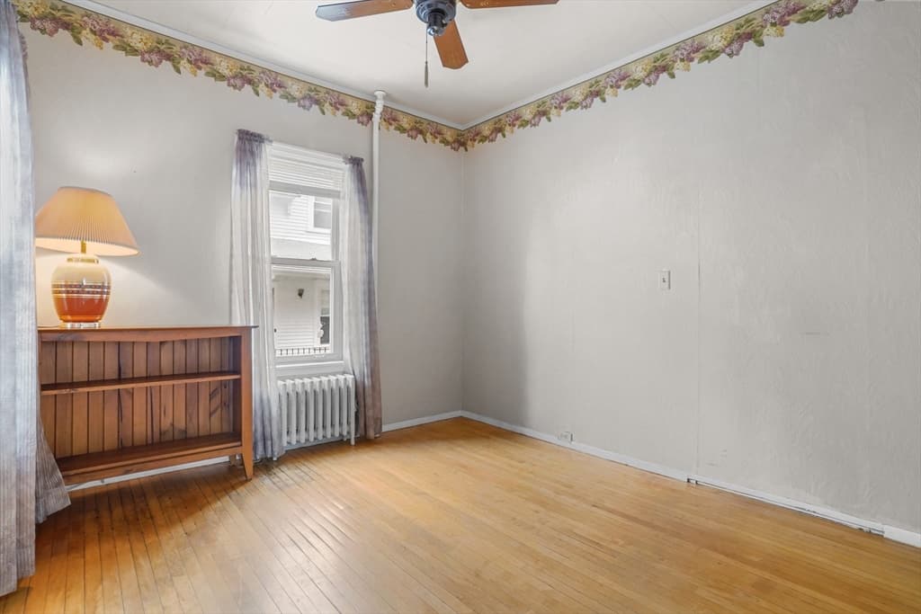 122 S Walker St, Lowell MA 01851 photo 20