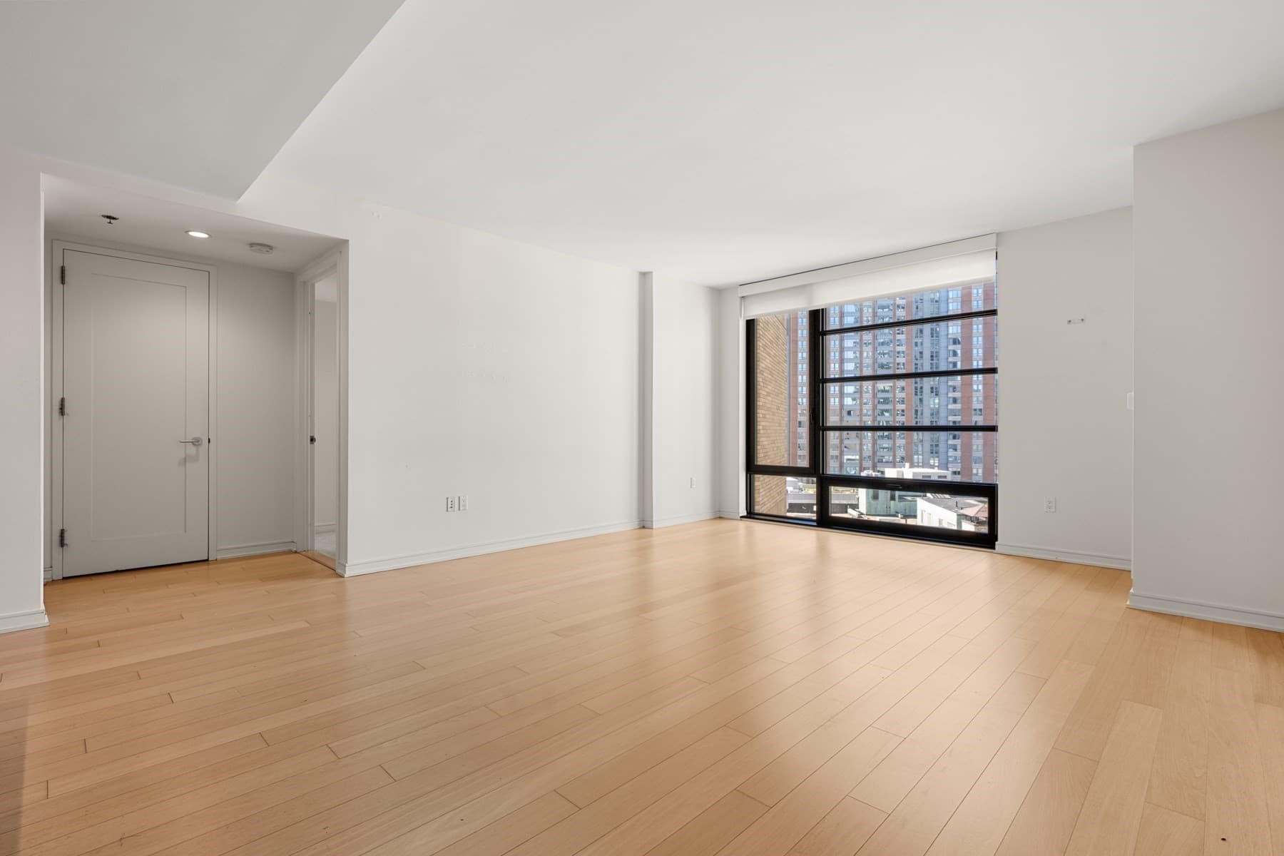Condominium at 580 Washington St # 1501, Boston MA 02111, photo 4 of 28