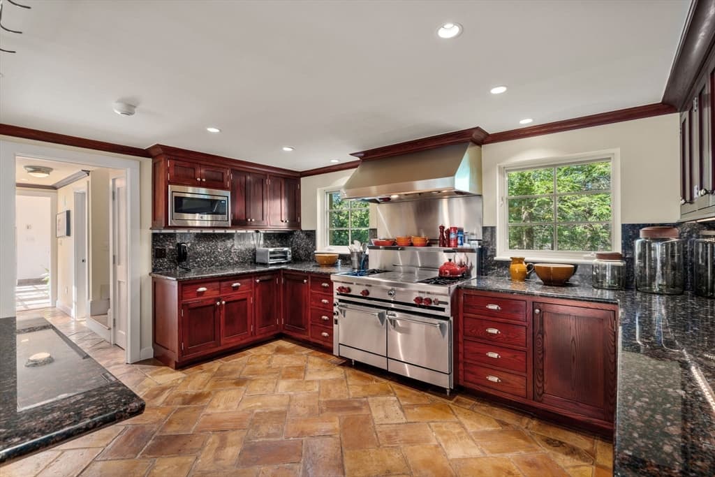 Single Family Residence at 342 Warren St, Brookline MA 02445, Brookline, photo 6 of 21