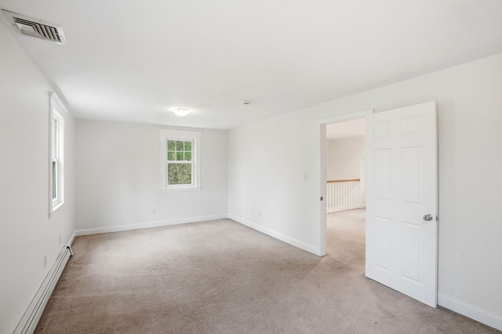 Single Family Residence at 47 Tanglewood Dr, Scituate MA 02066, photo 17 of 28