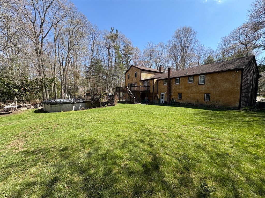 Single Family Residence at 47 Tanglewood Dr, Scituate MA 02066, photo 3 of 28