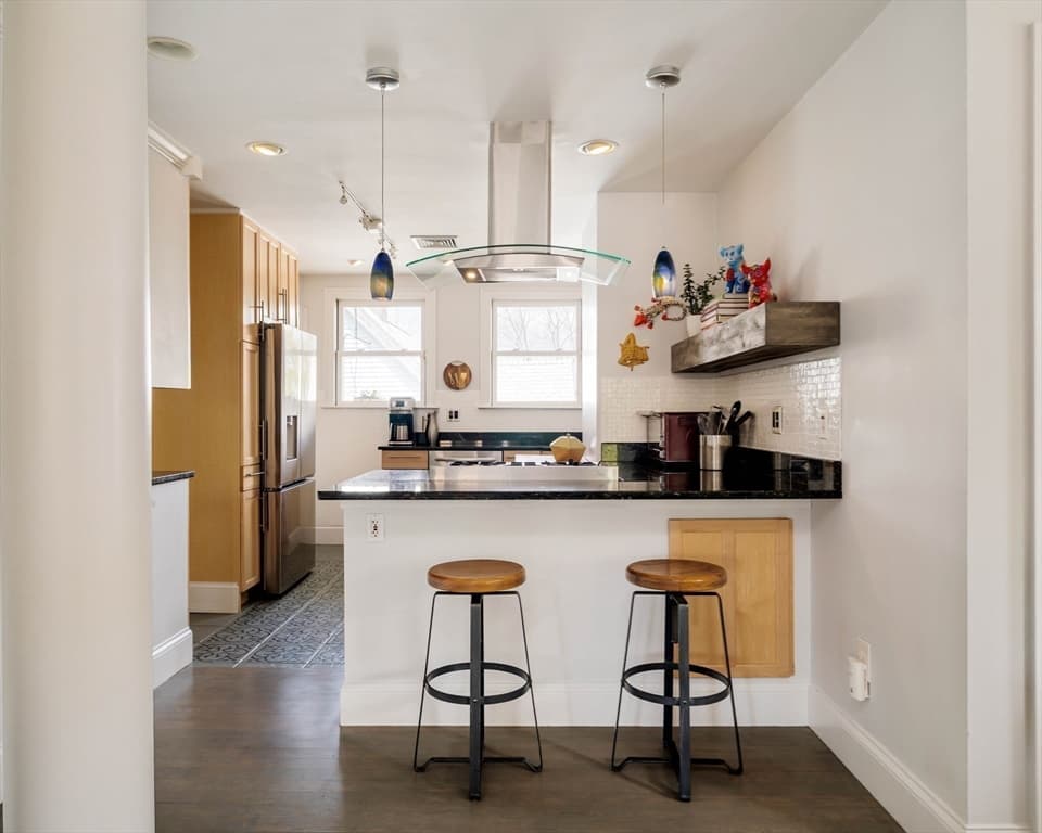 Condominium at 60 Dracut Street # 5, Boston MA 02124, Boston, photo 16 of 42