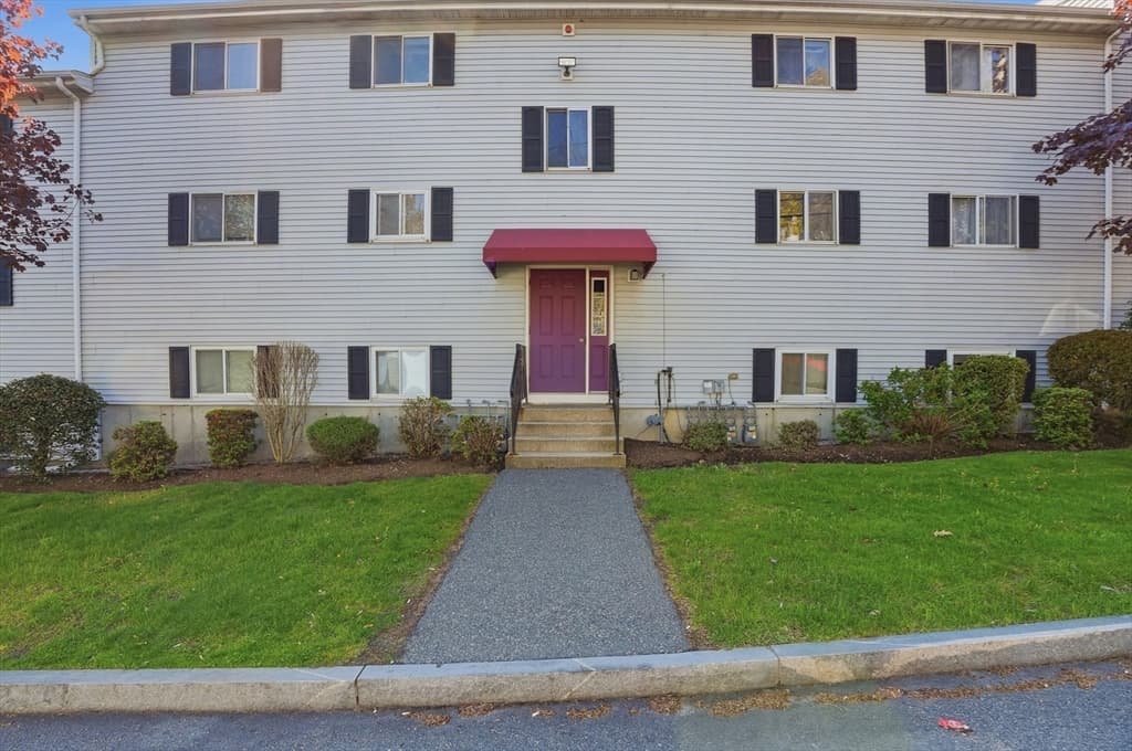 5455 North Main Street # 3D, Fall River MA 02720 photo 2
