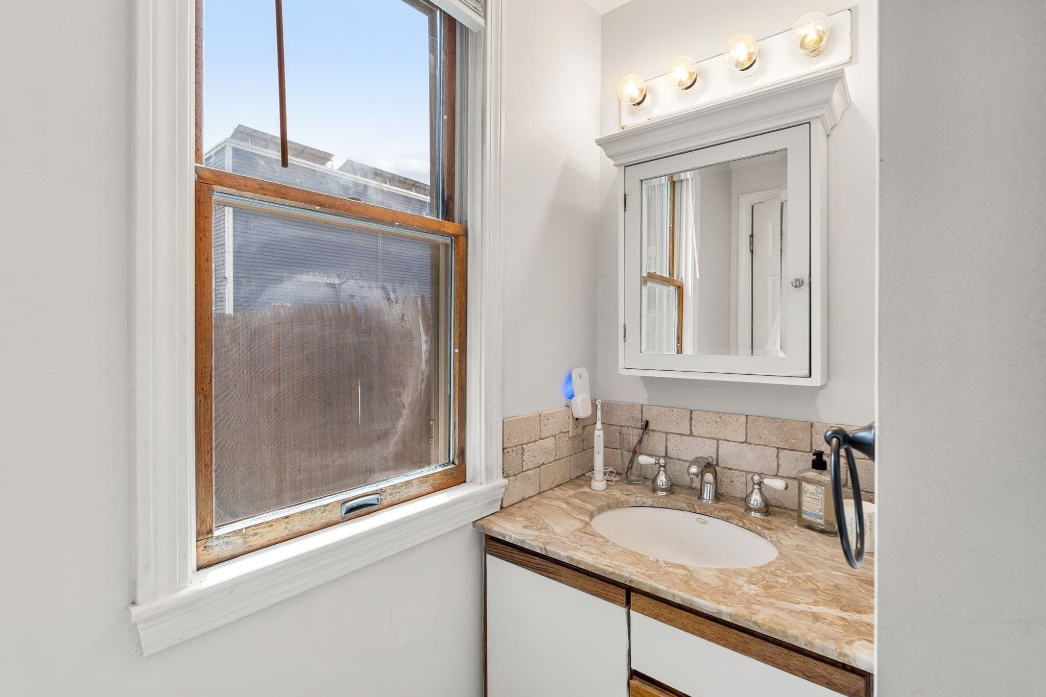 2 Family - 2 Units Up/Down at 652 E 2nd St, Boston MA 02127, photo 13 of 28