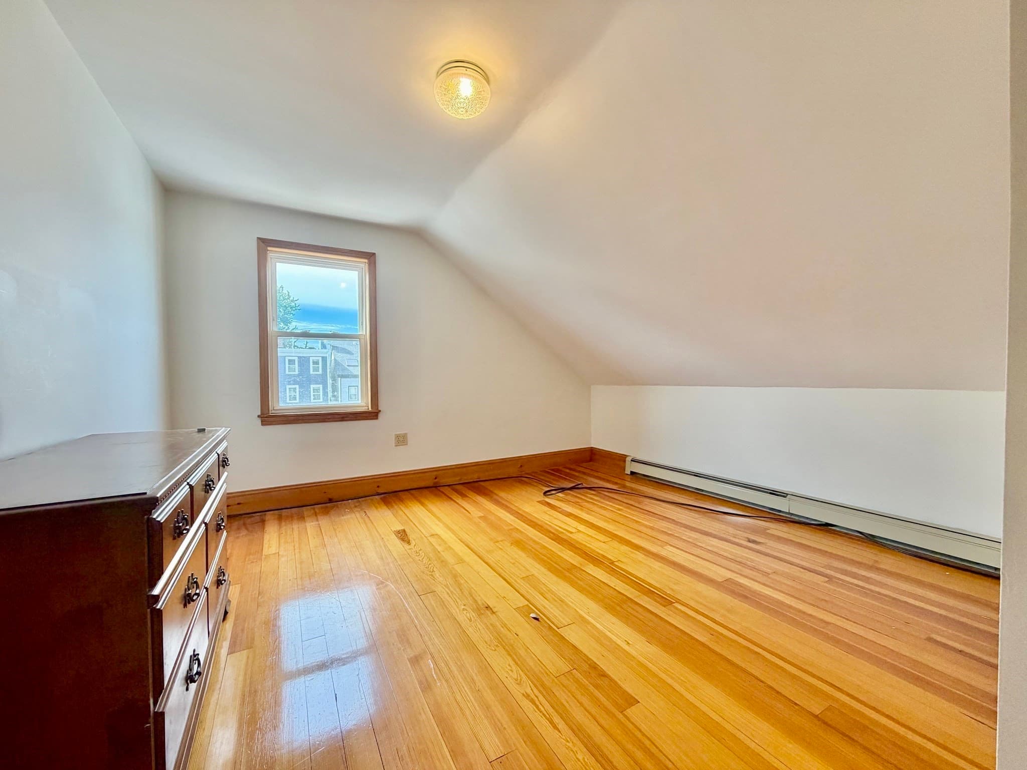 2 Family - 2 Units Up/Down at 652 E 2nd St, Boston MA 02127, photo 19 of 28