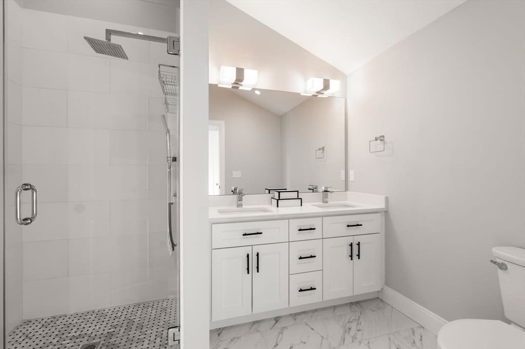 Condominium at 123-125 Centre St, Boston MA 02124, Boston, photo 22 of 41