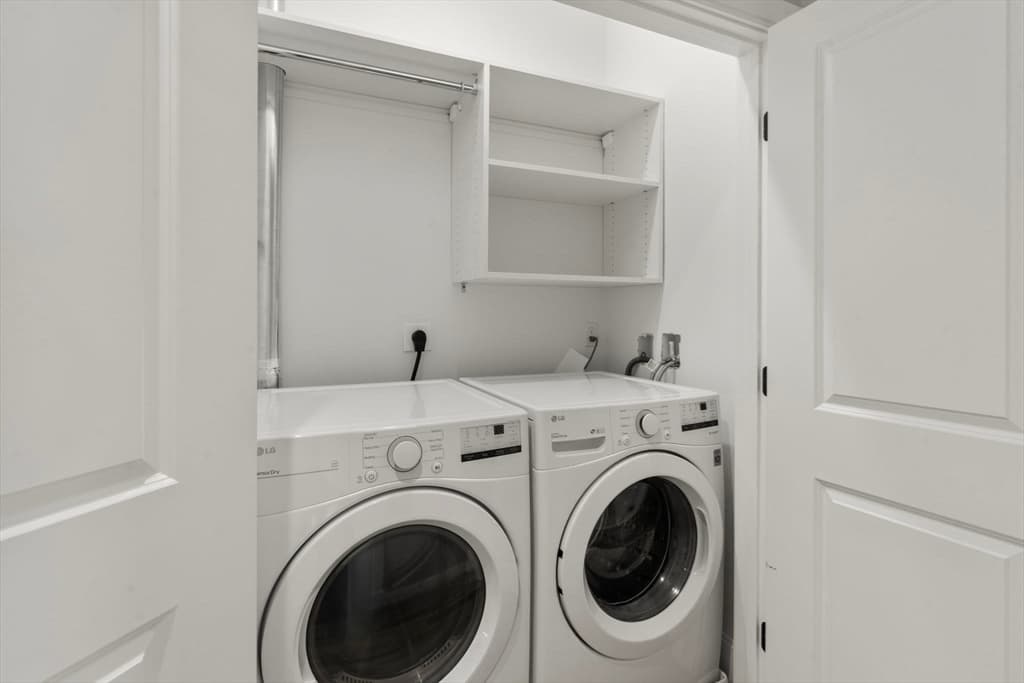 Condominium at 123-125 Centre St, Boston MA 02124, Boston, photo 23 of 38