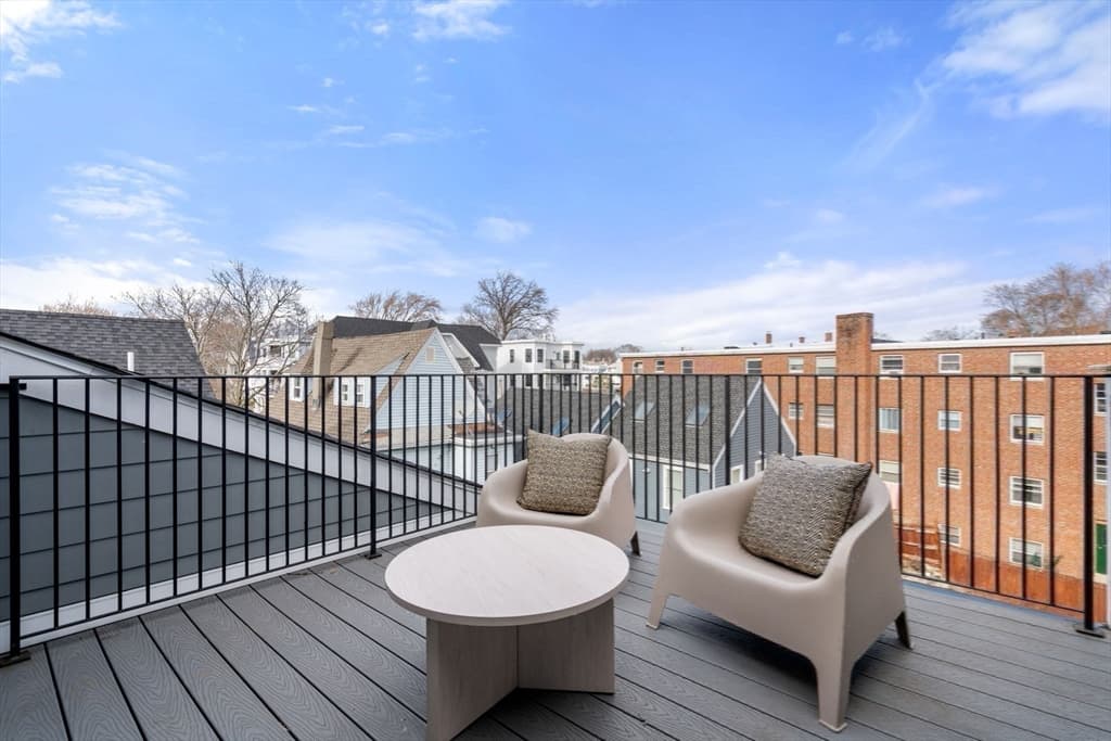 Condominium at 123-125 Centre St, Boston MA 02124, Boston, photo 18 of 38
