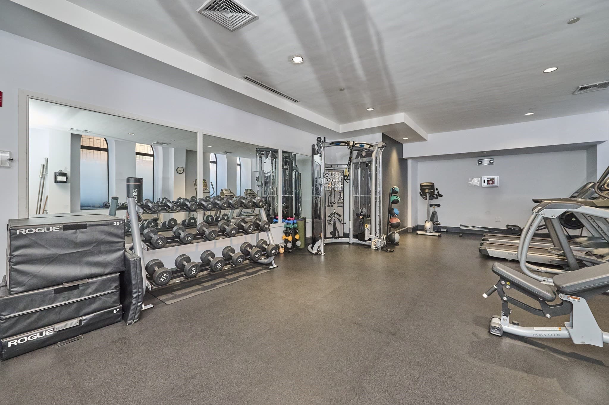 Condominium at 140 Shawmut Ave # 1B, Boston MA 02118, photo 19 of 20