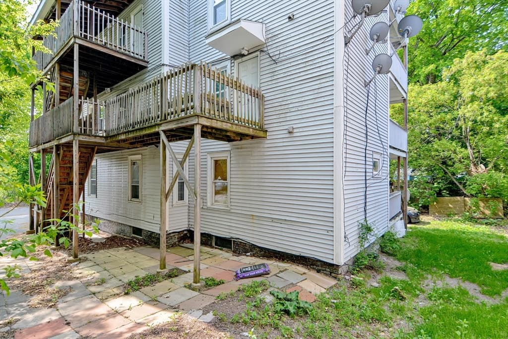 28 Prescott St, Leominster MA 01453 photo 30
