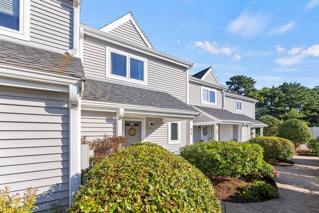 Condominium at 94 Westcliff Dr # 94, Plymouth MA 02360, Plymouth, photo 33 of 42