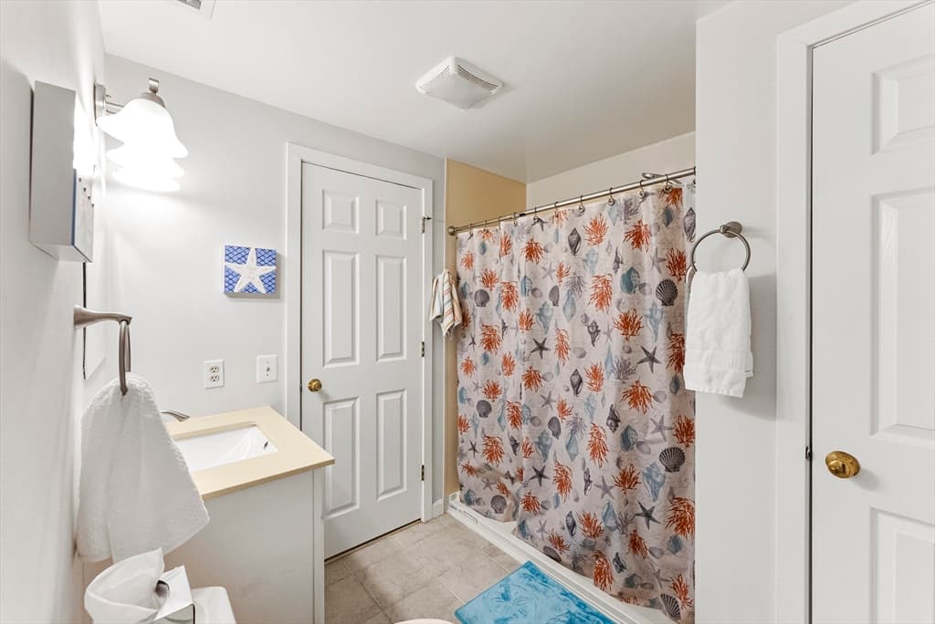 Condominium at 94 Westcliff Dr # 94, Plymouth MA 02360, Plymouth, photo 25 of 42