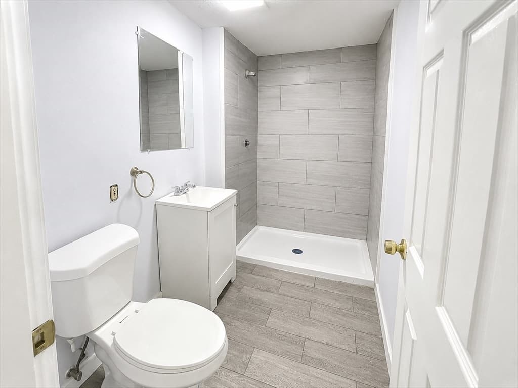 9 Winthrop, Worcester MA 01604 photo 17