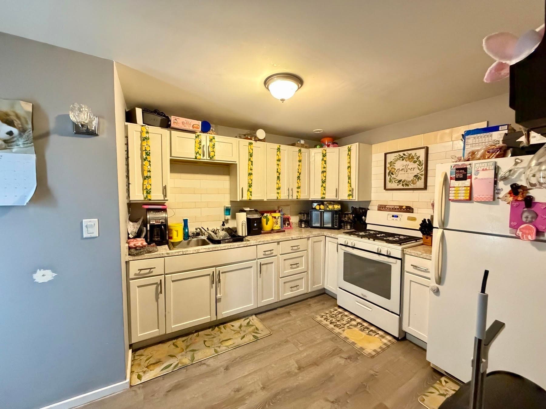 3 Family at 827-831 Armory St, Springfield MA 01107, Springfield, photo 12 of 27