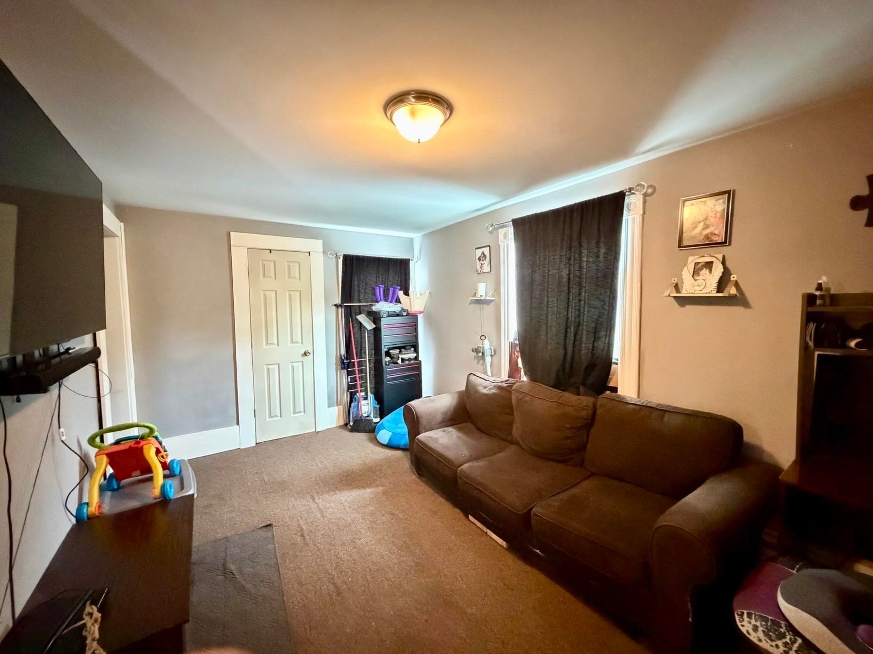 3 Family at 827-831 Armory St, Springfield MA 01107, Springfield, photo 14 of 27