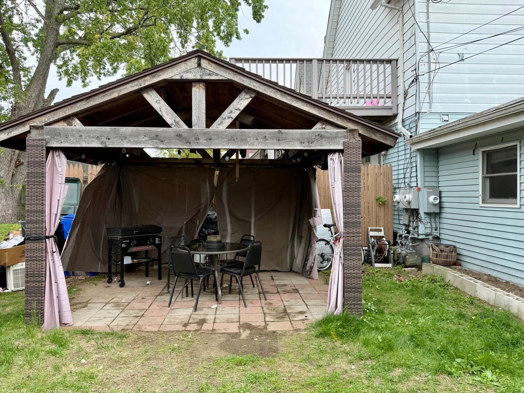 3 Family at 827-831 Armory St, Springfield MA 01107, Springfield, photo 11 of 27