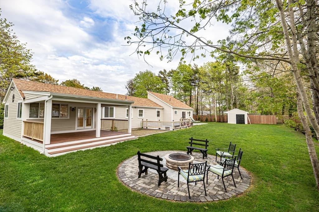 Single Family Residence at 2 Ernst Way, Harwich MA 02645, Harwich, photo 5 of 42