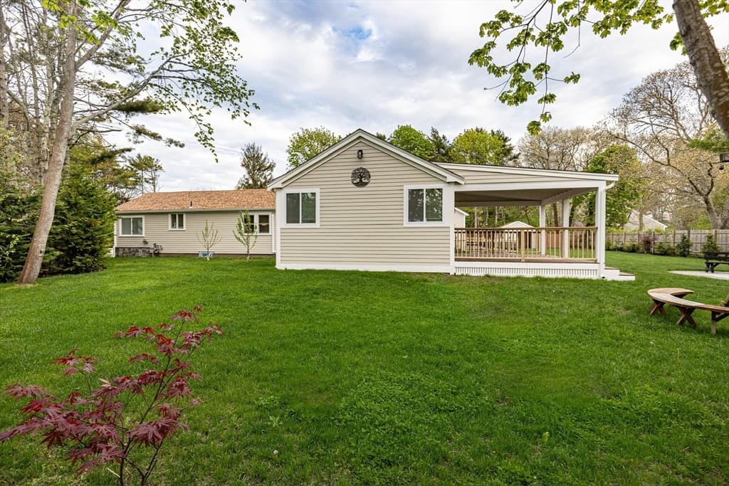 Single Family Residence at 2 Ernst Way, Harwich MA 02645, Harwich, photo 4 of 42