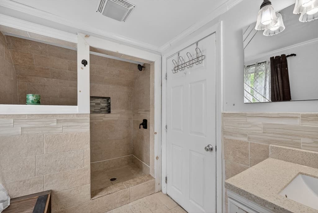 Single Family Residence at 43 Plymouth, Holbrook MA 02343, Holbrook, photo 20 of 34