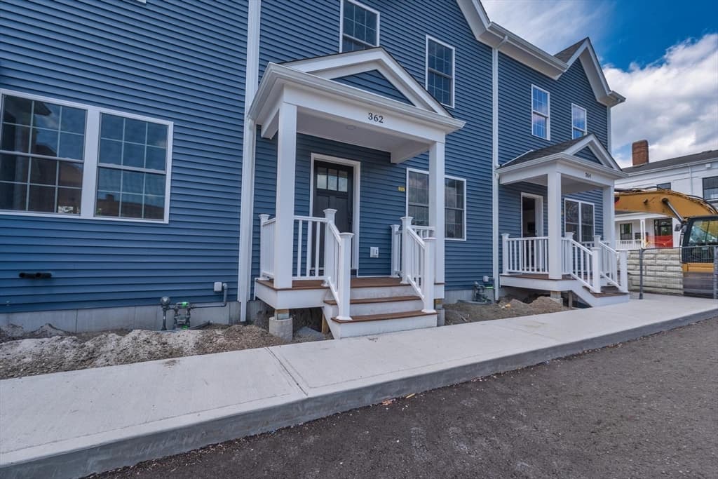 362 High St # 0, Fall River MA 02720 photo 2