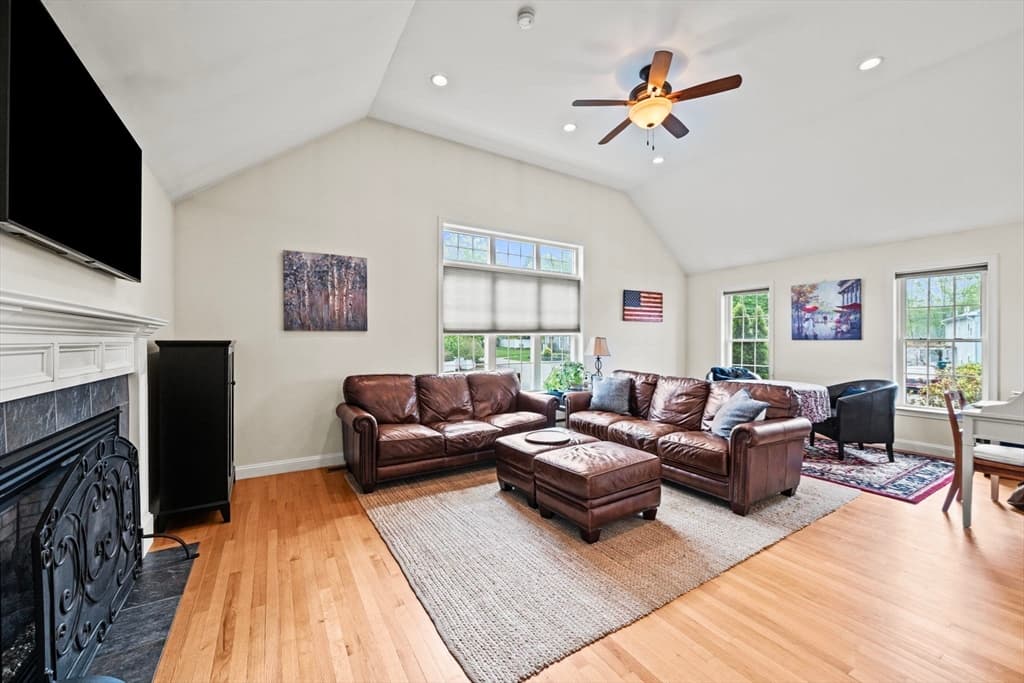 2 O'connor Lane, Woburn MA 01801 photo 13