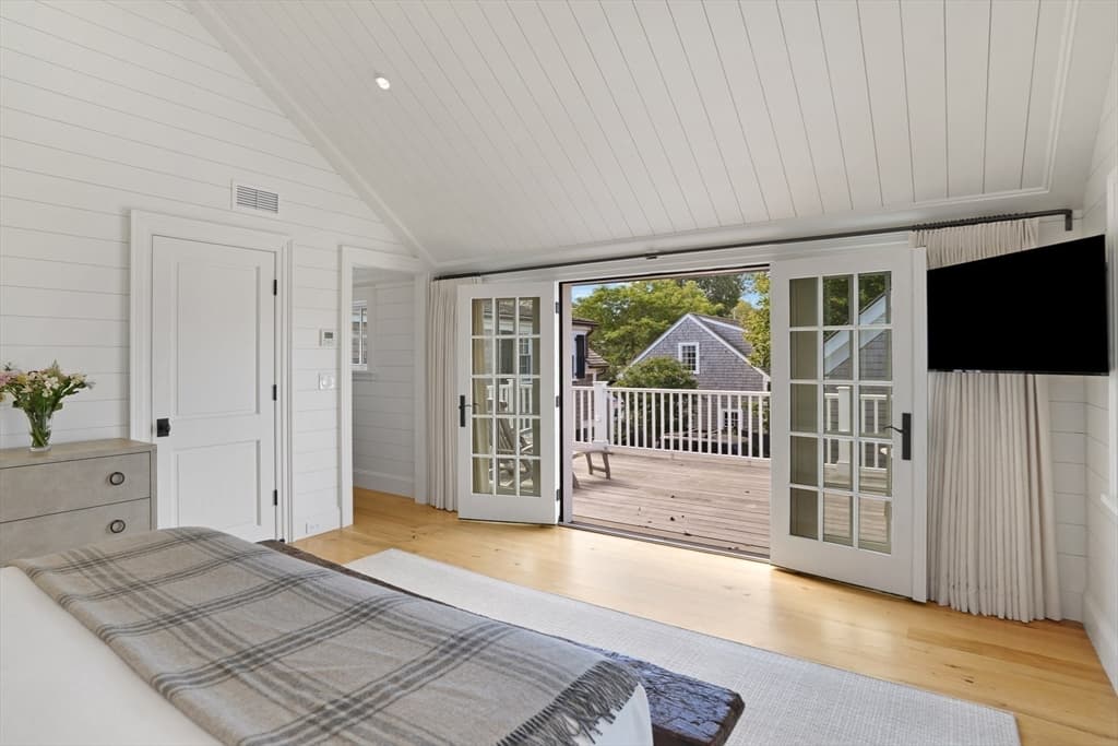 56 North Summer Street, Edgartown MA 02539 photo 26