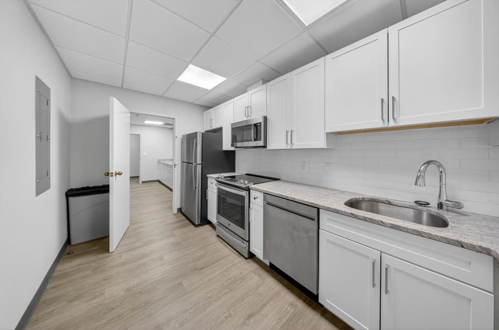 210 Nahanton # 117, Newton MA 02459 photo 26