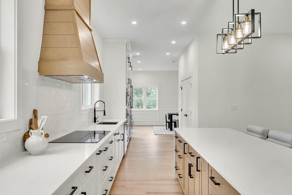 Single Family Residence at 4 Great Rock, Lexington MA 02421, Lexington, photo 12 of 42