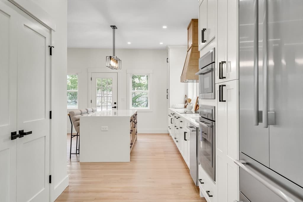 Single Family Residence at 4 Great Rock, Lexington MA 02421, Lexington, photo 11 of 42