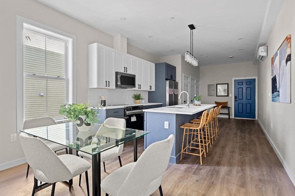 Condominium at 28 Hansborough St. # 5, Boston MA 02124, Boston, photo 5 of 15