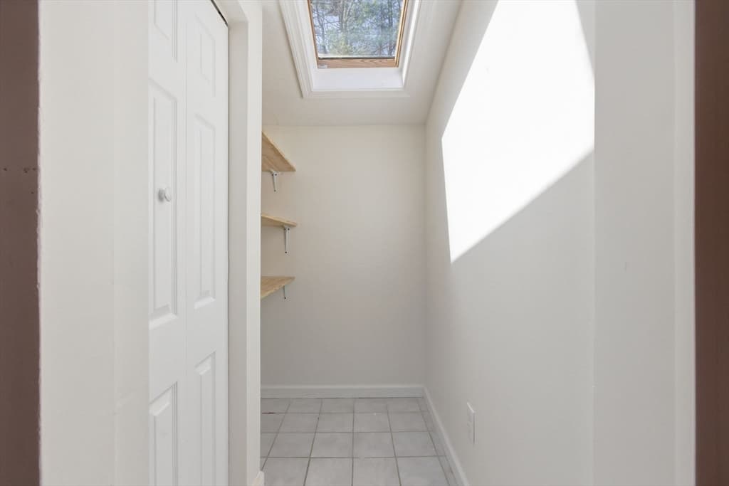 Single Family Residence at 10 Avila Rd, Billerica MA 01821, photo 15 of 31